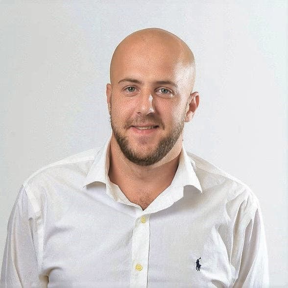 גלעד ליפשיץ. "יש לי חברים שמהמרים" (צילום: קובי קואנקס) גלעד ליפשיץ