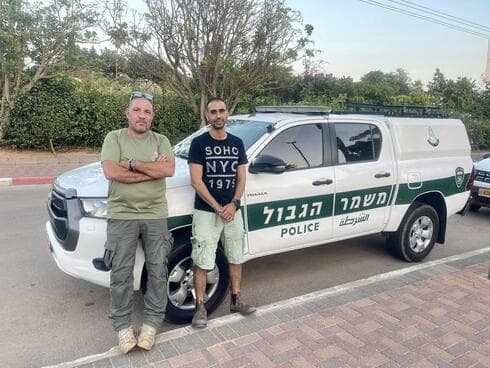 צוות המתנדבים עמית ושחר