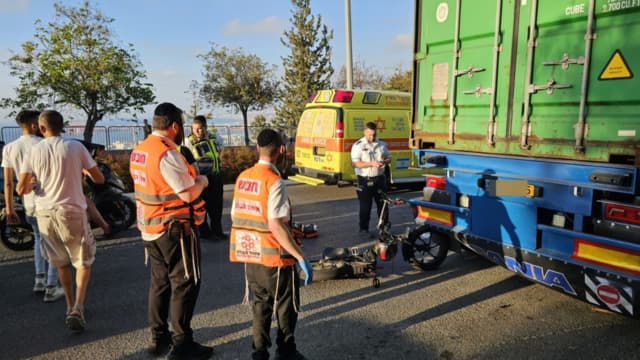 תאונת האופניים החשמליים ביד לבנים