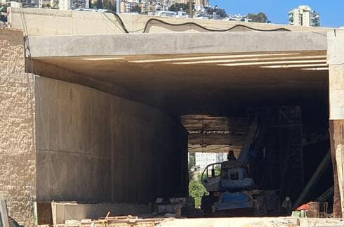 נפרצה המנהרה המובילה לנמלי המפרץ מתחת לכביש 22