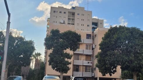 אנה פרנק בבת ים. לקראת מהפך