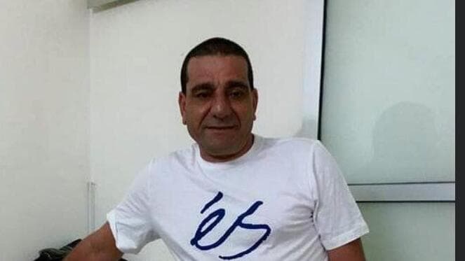 עמוס גניש. "הבאגט הלוהט"