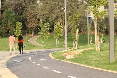 היעד: 200 קילומטרים של שבילי אופניים. פארק אלמליח 