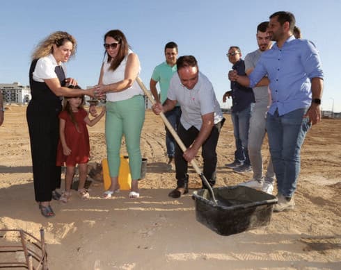 הנחת אבן הפינה לתיכון החדש