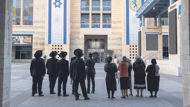מחאת הורים ספרדים לאחר הקמת סמינר 'הכתר' 