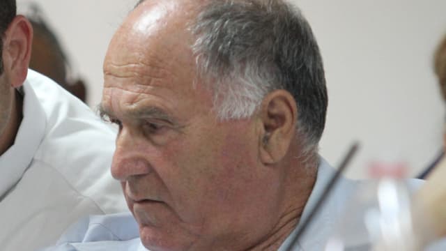 קלימו חלפון. מחלף על שמו?