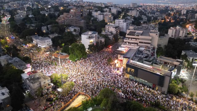 לעצור את החקיקה. 45 אלף בחורב