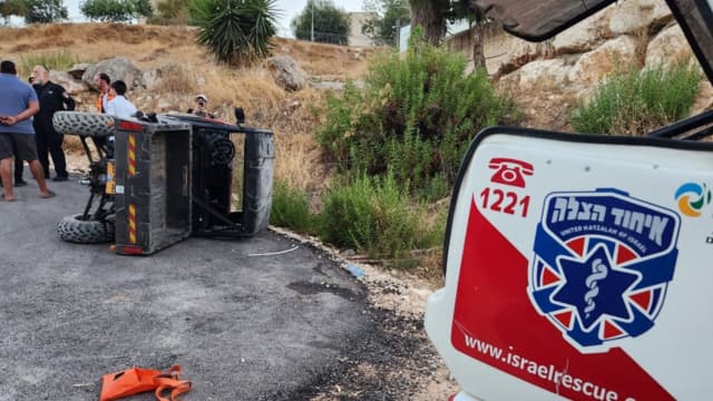 זירת התאונה בכניסה ליער מיר