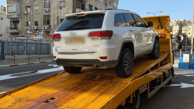 הג'יפ היוקרתי על הגרר