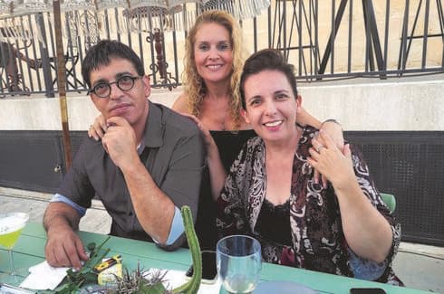 מימין שגית בכר, מיטל לוין-לב, ד"ר מיקי גידון (צילום פרטי) מימין שגית בכר, מיטל לוין-לב, ד"ר מיקי גידון