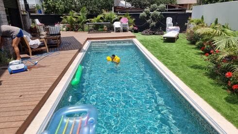 MNSA POOLS: יצירות מופת של בריכות שחייה מפיברגלס