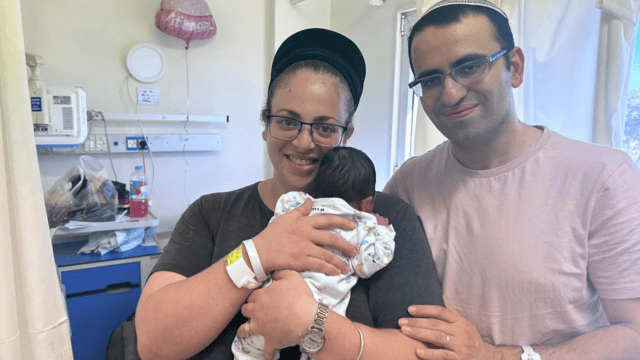 בני הזוג לאחר הלידה