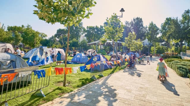 קמפינג בגינה