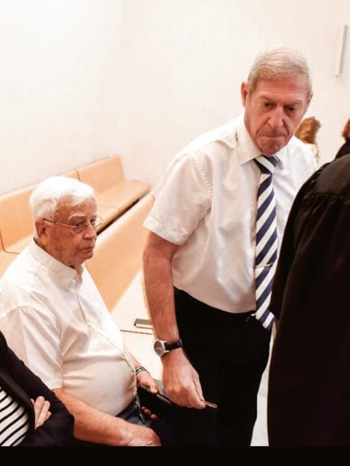 יוסי דואק (מימין) וחיים צורי 