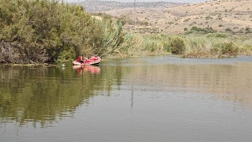 החיפושים באגם גמלא