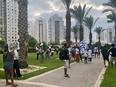 הפגנה נגד הדורסת של רפאל אדנה ז"ל