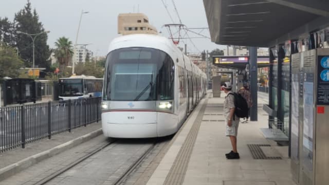 תחנת הרכבת הקלה