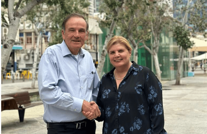 אורנה ברביבאי עם עמוס שפירא