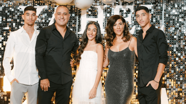 משפחת נומה חוגגת. רק בשמחות משפחת נומה חוגגת. רק בשמחות