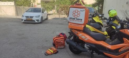 זירת אירוע האלימות בקרית מוצקין (צילום: איחוד הצלה) אירוע אלימות בקרית מוצקין
