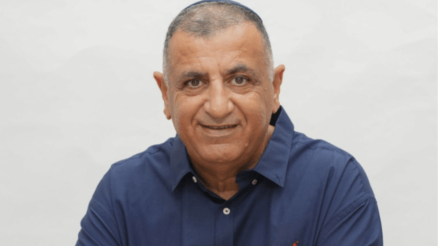 חיים שאבי. קירוב לבבות