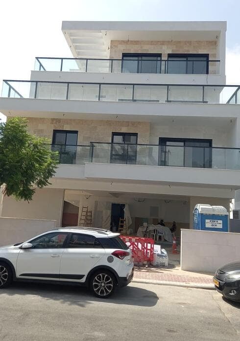 הדירה ברחוב אורנים