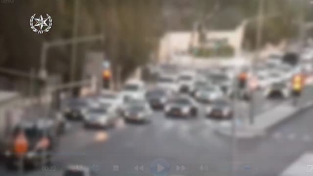 שיירת הרכבים בכביש בר לב
