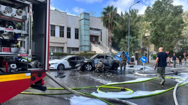 חבלנים בודקים את הרכב