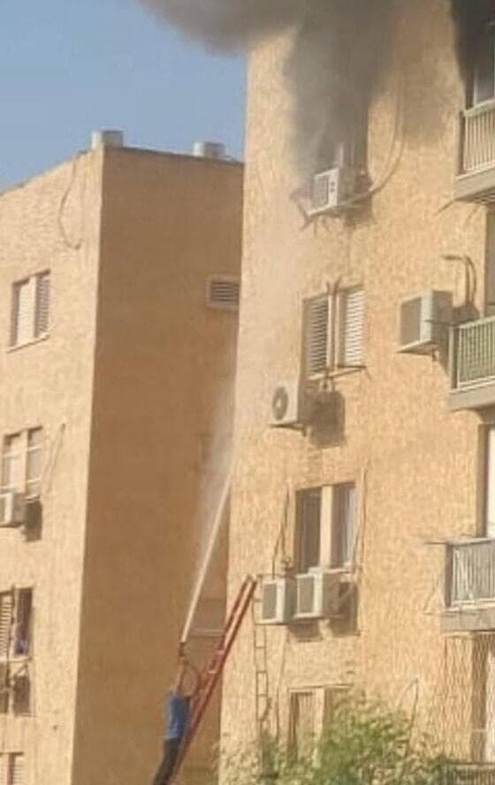 נסיונות סיוע לברוך עד הגעת כוחות הכיבוי