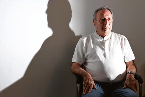 שמעון אזולאי."במציאות כזו אין זמן לחשוב" 