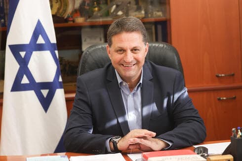 חיים ביבס