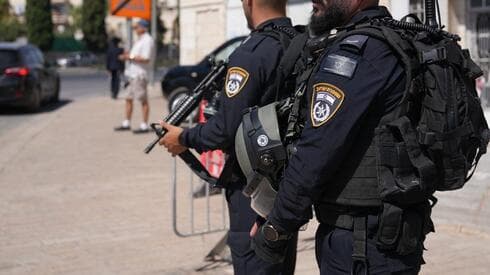 שוטרים בירושלים. מבצע "חרבות ברזל"