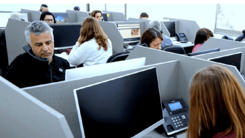 מנכ"ל העמותה שמעון סבג במוקד יד עזר 