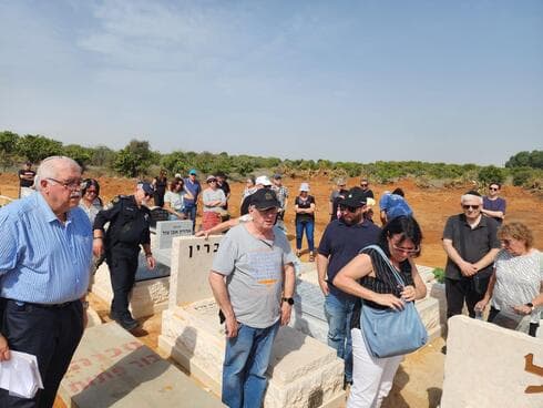 הלוויתו של דב ברייר ז"ל