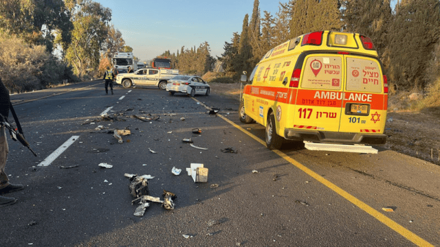 זירת התאונה, הערב