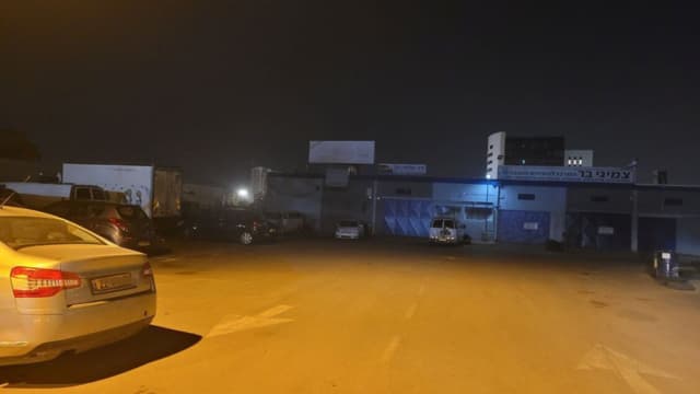 מוסכים באיזור התעשייה ברחובות (לעסקים המצולמים אין קשר לידיעה)