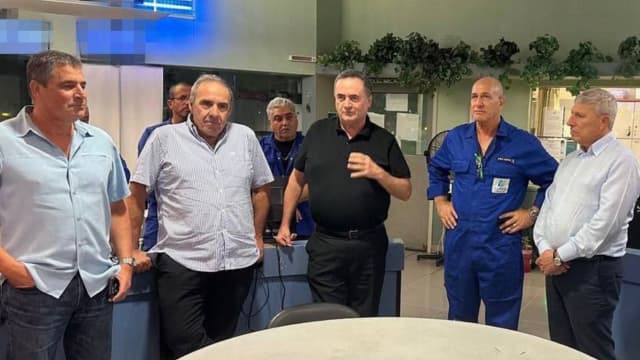 השר כ"ץ עם הנהלת בזן בחמ"ל וראש עיריית קרית אתא