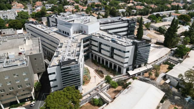 "בעיצומה של המלחמה". הבניין החדש והממוגן של קפלן