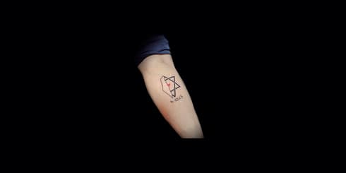 מגן דוד חרוט על הזרוע