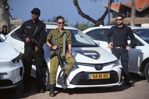 שמירה בכניסה לנתניה