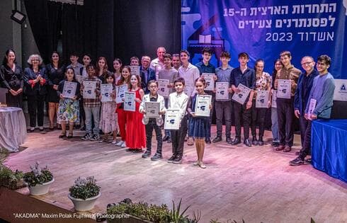 משתתפי תחרות "פסנתר לתלמיד"