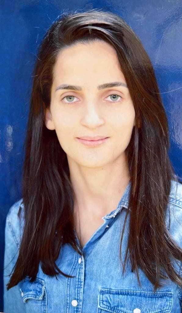 "מבקשים עידוד". סוהאד פארס