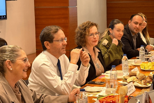 נשיא המדינה בחיפה