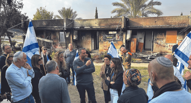 הנהלת עיריית עפולה בביקור בכפר עזה