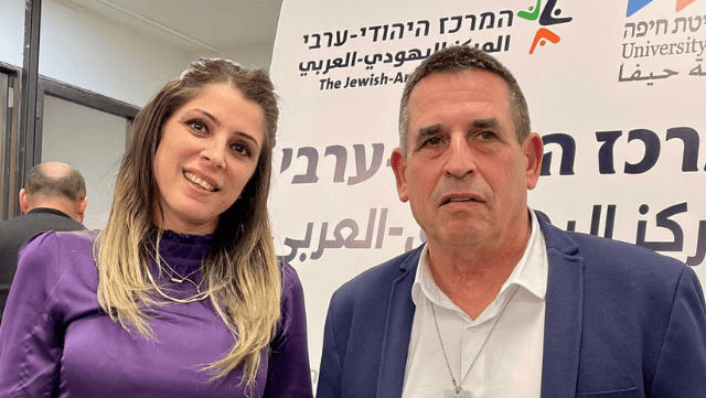 ח"כ סגלוביץ והנא דיאב מנהלת המרכז היהודי- ערבי, אוניברסטת חיפה