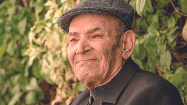 עובדיה יחזקאל ז"ל. היה דמות מאירת פנים