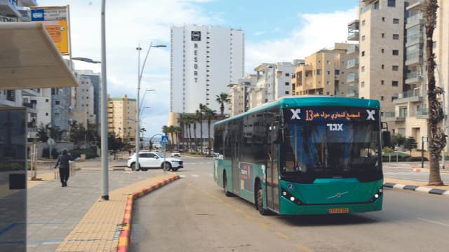 קו 13 בחדרה. שינוי מסלול