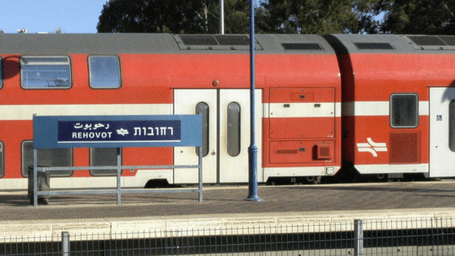 רכבת ברחובות. שינויים בתנועה בגלל הכפלת המסילות