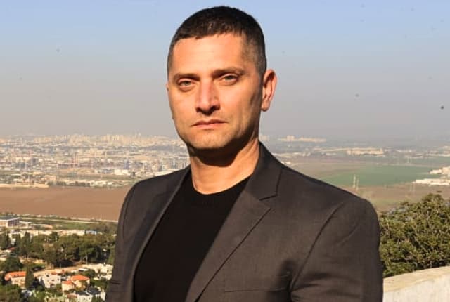 תקיף. רועי לוי