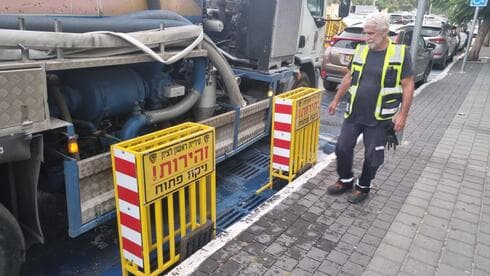 עובדי עיריית ראשל"צ נערכים למזג אוויר סוער